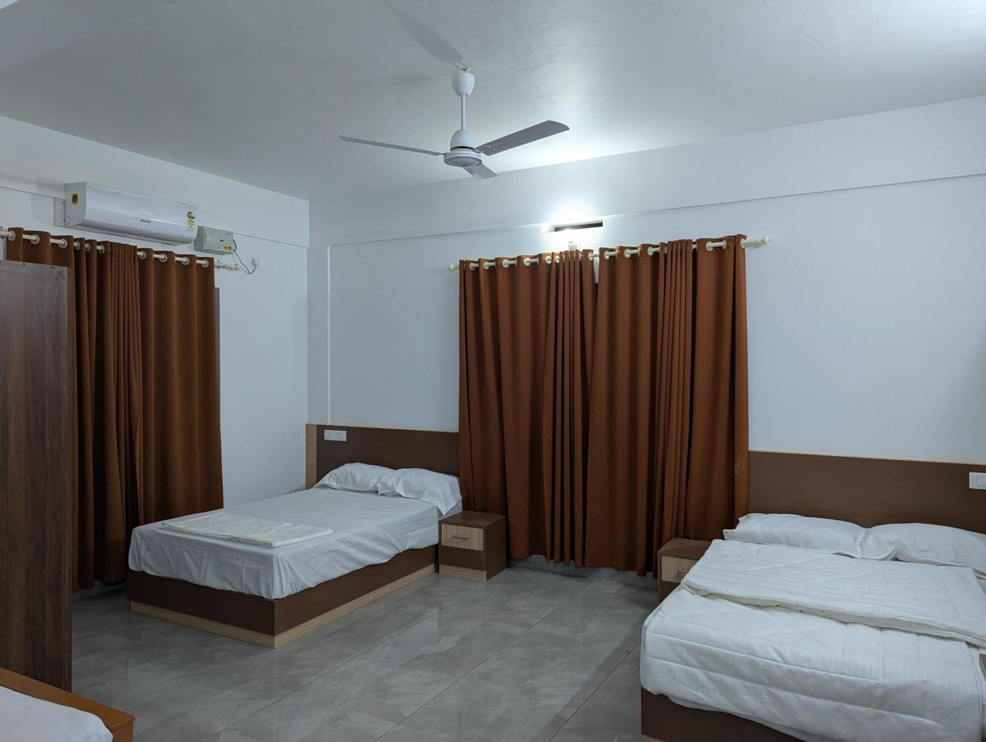 Jayalakshmi Residency Hotel Vaduvanchal Eksteriør billede