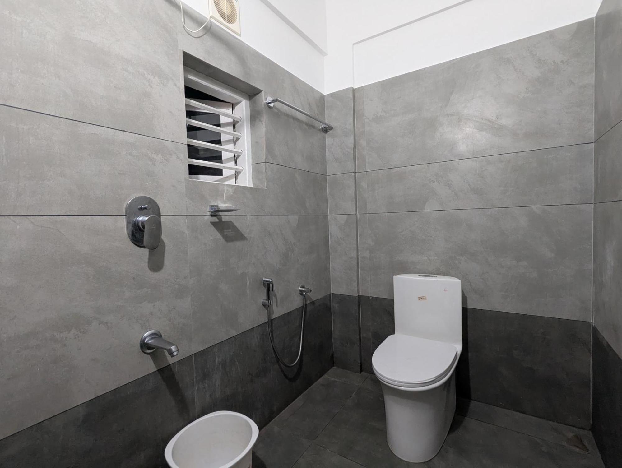 Jayalakshmi Residency Hotel Vaduvanchal Eksteriør billede